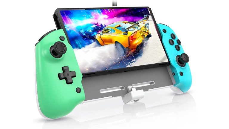 This Great Nintendo Switch Handheld Controller Is Only $35 For Cyber Monday