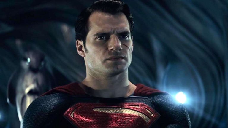 Henry Cavill's Superman Cut From The Flash