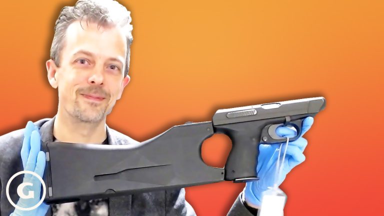 Firearms Expert Analyzes Weaponry in Resident Evil 4 (2023)