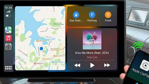 Get A 7-Inch Car Display With Apple CarPlay And Android Auto For Only $105